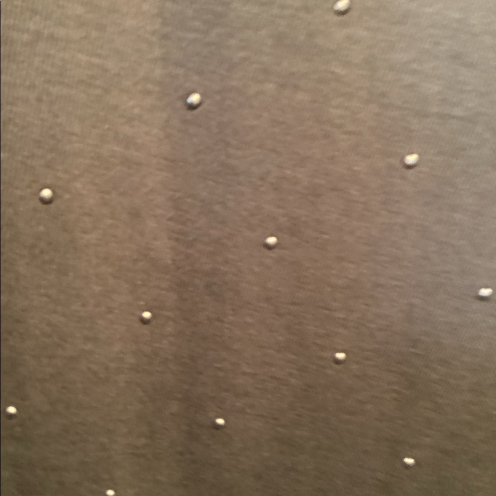 Ladies Sweater - Picture 2 of 4